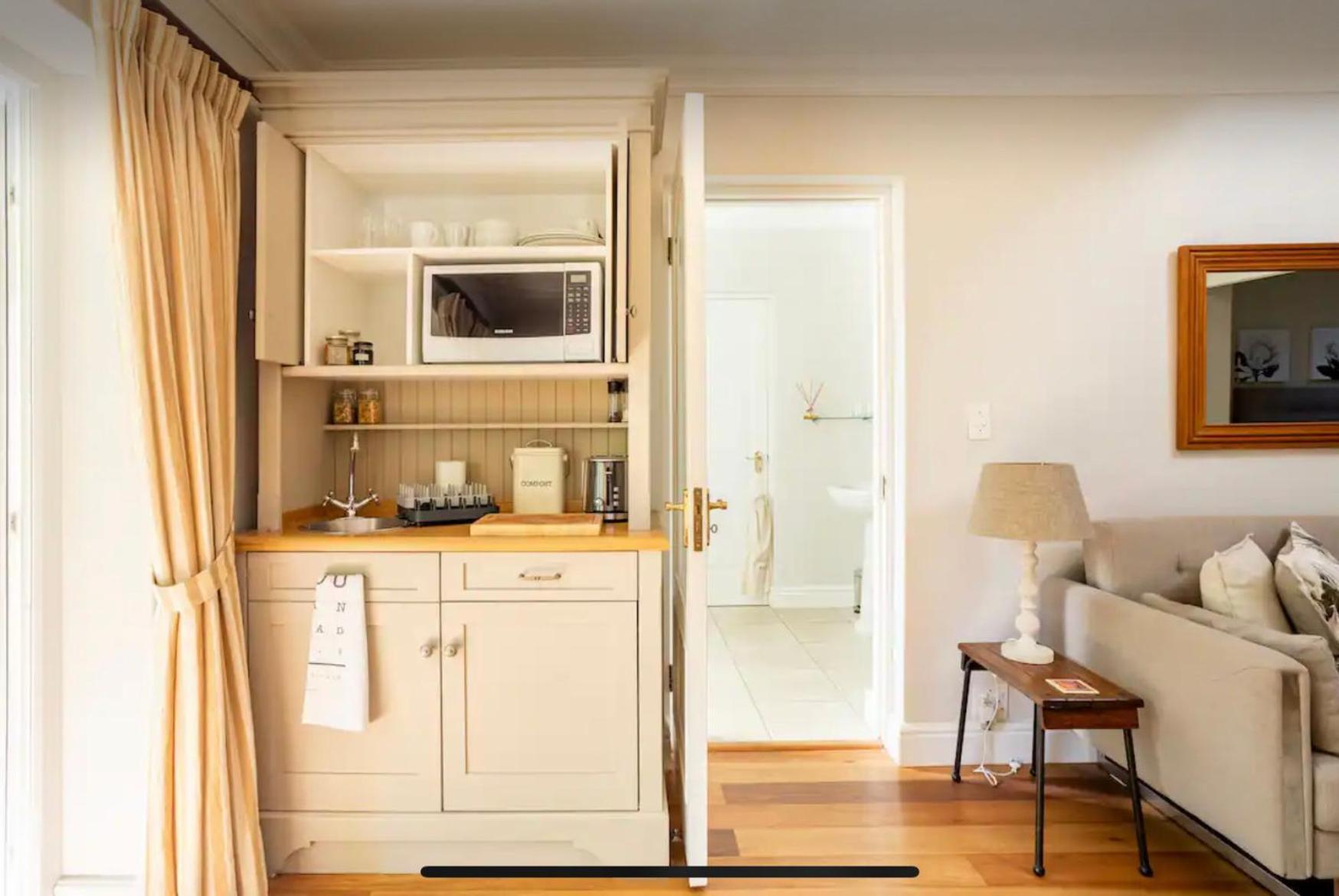 Guest Suite - Leafy Constantia Guest House Cidade Do Cabo Exterior foto